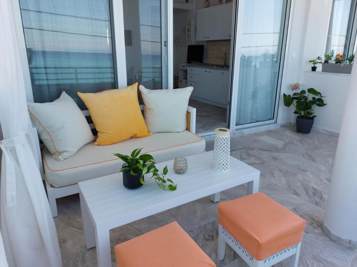 Nefeli Seaside Apartments Polychrono Exterior photo